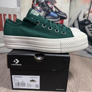 New Converse Chuck Taylor Lift Platform Womens Suede Green US 7.5, 8